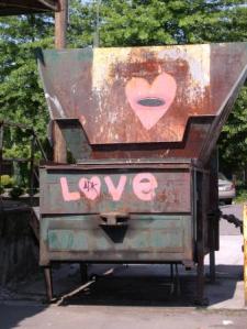 love-dumpsterpreview1