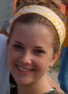 dscn5843 Lindsay Swiggum, 18