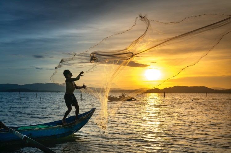 Casting Nets: A Challenge to Pastors